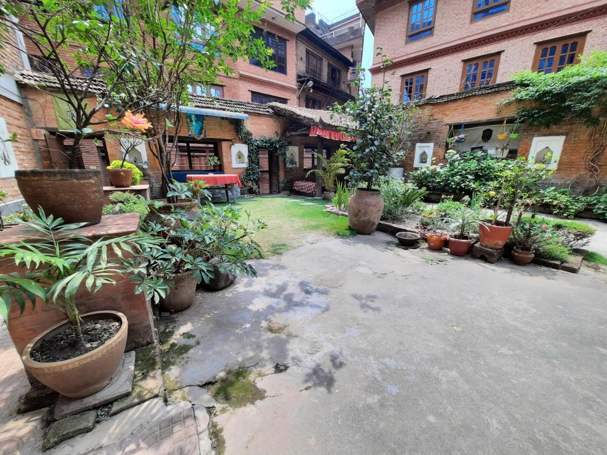 Pradhan House - Home Stay With Garden Bhatgoan Dış mekan fotoğraf